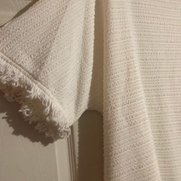 L love • White Fringe Striped Design Short sleeve - Picture 5 of 10